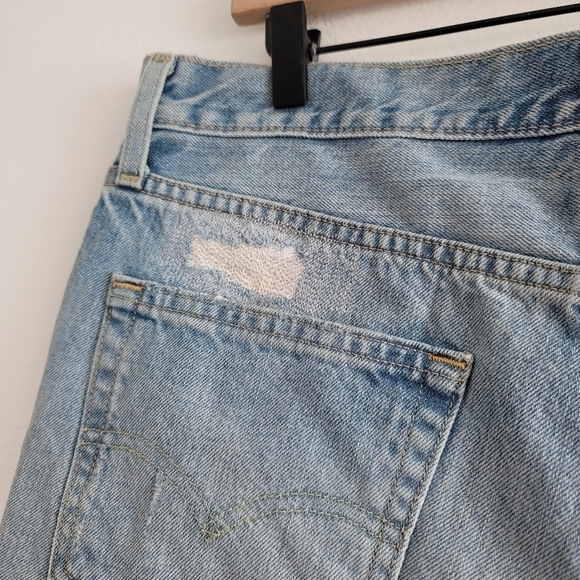Levi's 511 Light Wash Distressed Denim Cut-Off Jean Shorts - Picture 9 of 11